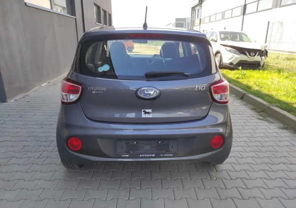 Hyundai i10 cena 15000 przebieg: 108500, rok produkcji 2016 z Żywiec małe 172